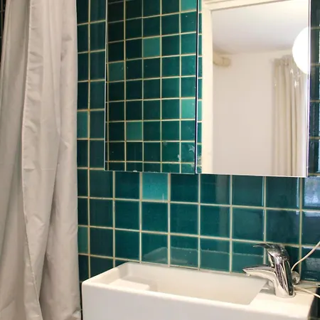Cozy Nest Near Buttes-chaumont * Paris